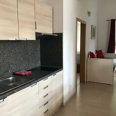 302 Гаррахов